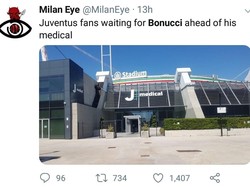 Juventus dan Milan sudah menyepakati transfer Bonucci. Tanda-tanda fans Juve masih marah dengannya terlihat ketika tidak ada seorang pun yang menantinya saat menjalani tes medis . Fans disebut masih kesal karena musim lalu Bonucci memilih hengkang ke klub rival. (Foto: Twitter @MilanEye)