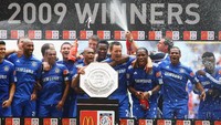 Kemudian Chelsea juga pernah juara di Community Shield dan Piala Liga Inggris. So, gelar mana lagi yang bisa dimenangkan Si Biru? Foto: Phil Cole/Getty Images