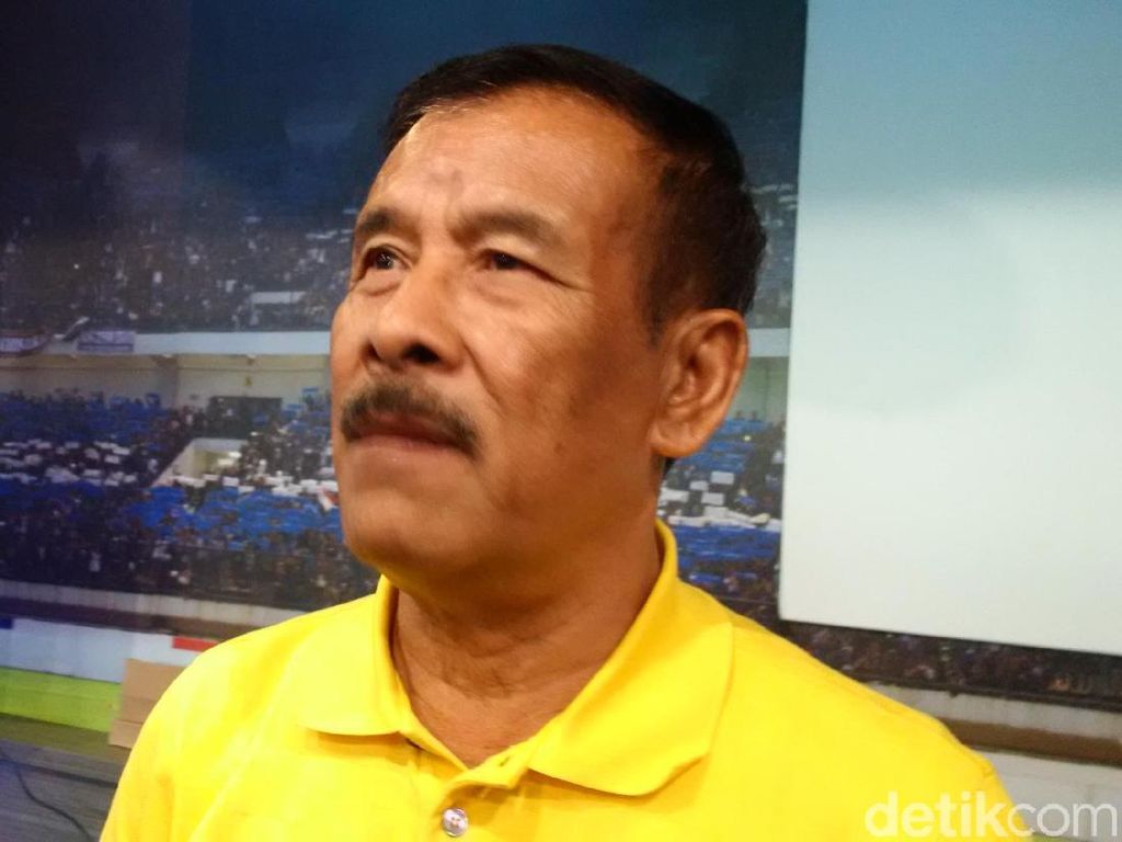 Manajer Persib Umuh Muchtar: Komdis PSSI Bodoh Manajer Persib Umuh Muchtar: Komdis PSSI Bodoh