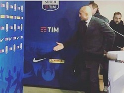 Inter yang sudah menanti-nanti kedatangan Vidal, jelas gigit jari. Kasihan :( (Foto: Twitter)