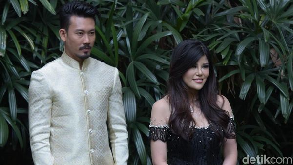 Keserasian Denny Sumargo dan Dita Soedarjo