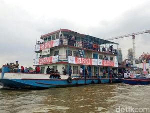 Di Palembang, Kirab Obor Asian Lintasi Sungai Musi dan Destinasi Wisata