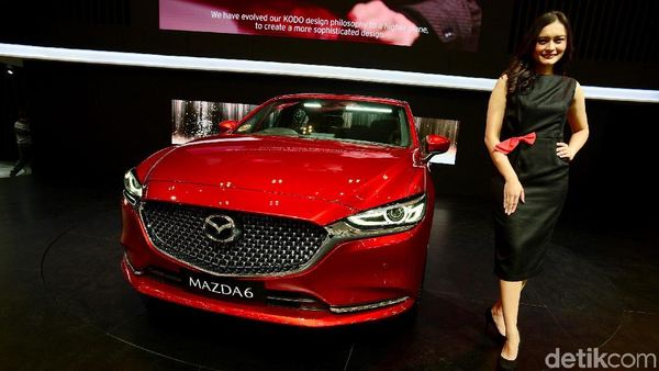 Merah Menyala Mazda 6 Elite