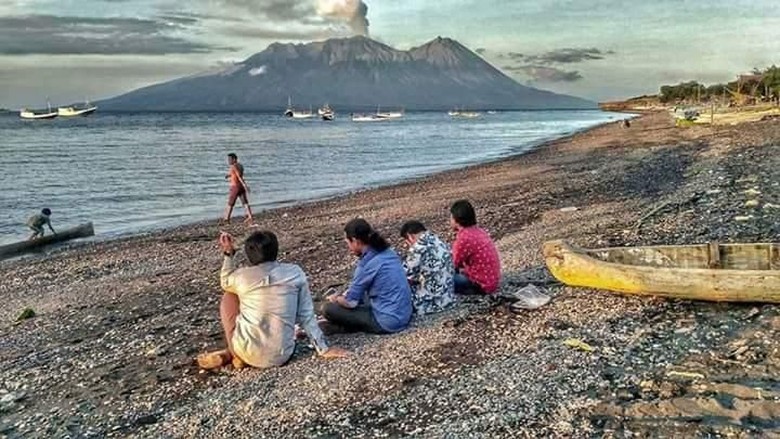 Pascatsunami, Warga Pulau Sangiang Mulai Beraktivitas Seperti Biasa