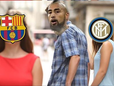 Meme-meme Barcelona Bajak Vidal dari Inter