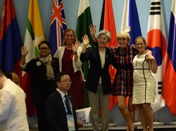 Cerita Menlu soal Keakraban Para Diplomat di Forum Internasional