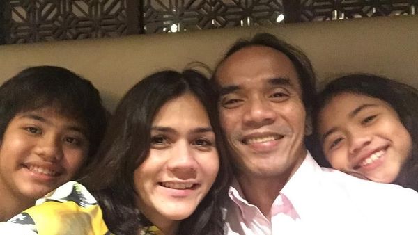 Rumah Tangga Langgeng, Kaka Slank Sering Masak dan Makan Bareng Keluarga
