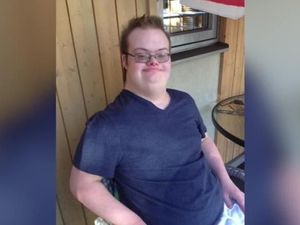 Bawa Pistol Mainan, Pria Down Syndrome Ditembak Mati Polisi Swedia Bawa Pistol Mainan, Pria Down Syndrome Ditembak Mati Polisi Swedia