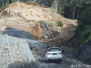 Fortuner Jadi Angkot di Papua, Spesifikasinya Sama Saja Kok!