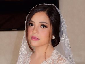 Cantik Nian! Tasya Kamila Anggun dengan Kebaya Putih saat Akad Nikah