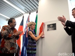 Resmikan Konjen Australia, Soekarwo: Jatim Terbuka untuk Investasi
