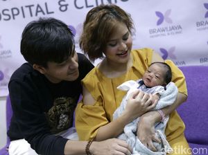 Mytha Lestari Sempat Alami Baby Blues Usai Melahirkan Mytha Lestari Sempat Alami Baby Blues Usai Melahirkan