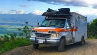 Pria Ini Sulap Ambulans Tua jadi Rumah Berjalan