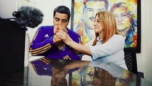 Foto-foto Romantis Presiden Venezuela Bersama Istrinya
