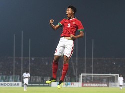Keunggulan dua gol membuat Garuda Asia lebih nyaman mengontrol permainan. (Foto: Zabur Karuru/ANTARA FOTO)