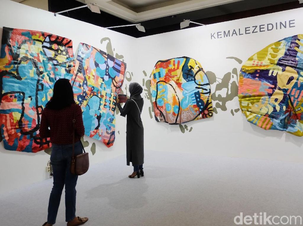 Art Jakarta 2018: Metamorfosis Christine Ay Tjoe hingga 10:10 Art Jakarta 2018: Metamorfosis Christine Ay Tjoe hingga 10:10