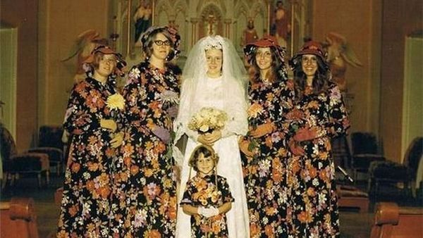 Kostum Para Bridesmaid di Era Jadul, Mirip Gorden sampai Sinterklas