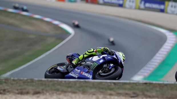 Valentino Rossi hanya menempati urutan kedelapan pada sesi latihan kedua MotoGP San Marino 2018.
