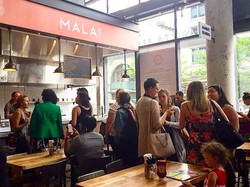 Segar Unik, Es Krim Rasa Kunyit hingga Baklava Buatan Malai