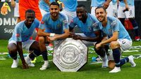 Manchester City mengawali musim baru dengan juara Community Shield. 
