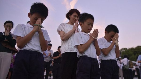 Khidmatnya Seremoni Peringatan 73 Tahun Bom Atom Hiroshima