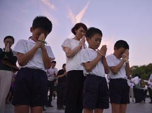 Khidmatnya Seremoni Peringatan 73 Tahun Bom Atom Hiroshima