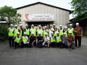 Menristek Kunjungi Pabrik Motor Listrik GESITS