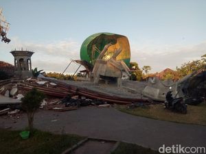 Masih Ada Korban Terjebak Reruntuhan Masjid Pascagempa Lombok
