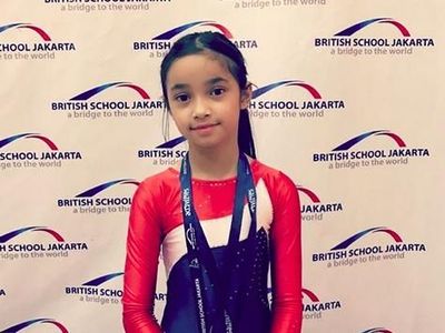 Sydney, si Cantik yang Jago Gimnastik