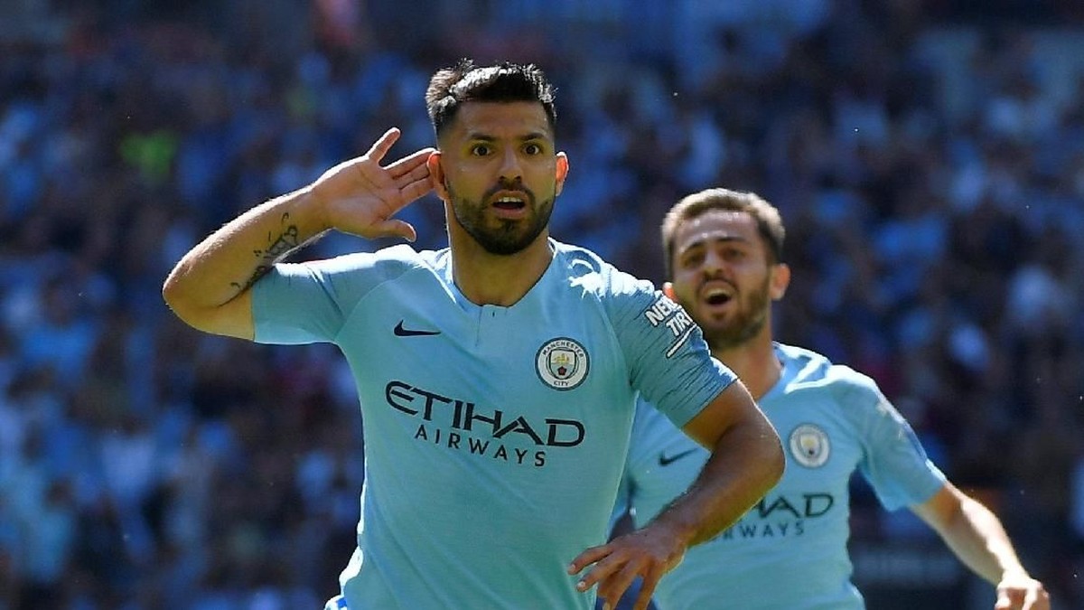 Sergio Aguero bikin dua gol di Community Shield 2018 (Toby Melville/REUTERS)