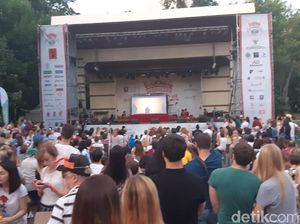 Wayang Kulit Lakon Jatuhnya Prabu Baka Pukau Warga Moskow