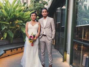 Baju Pengantin Super Kilat Dibuat Hanya 2 Jam, Begini Hasilnya Baju Pengantin Super Kilat Dibuat Hanya 2 Jam, Begini Hasilnya