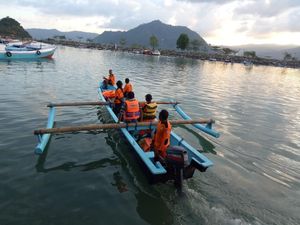 Perahu Pecah Dihantam Ombak, Satu Nelayan Trenggalek Hilang