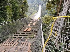 Walhi Jabar Kecam Pembangunan Jembatan Gantung Situgunung Walhi Jabar Kecam Pembangunan Jembatan Gantung Situgunung