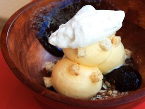 Yummy! Es Krim Keju Swiss Ini Dibuat dengan Keju Berusia 2 Tahun Yummy! Es Krim Keju Swiss Ini Dibuat dengan Keju Berusia 2 Tahun