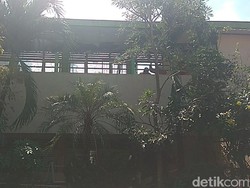 Kebakaran di SMPN 21 Surabaya Hanguskan 80 Komputer