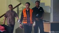 Zumi Zola Segera Disidang