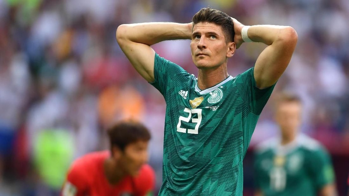 Pemain senior Jerman Mario Gomez mundur dari sepakbola internasional. (Foto: Laurence Griffiths/Getty Images)