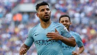 Makin spesial bagi Aguero karena dia kini menciptakan rekor. Aguero menjadi pemain pertama City yang mencapai 200 gol (201 gol) sejak bergabung dari Atletico Madrid pada 2011. (Foto: John Sibley /Action Images via Reuters)