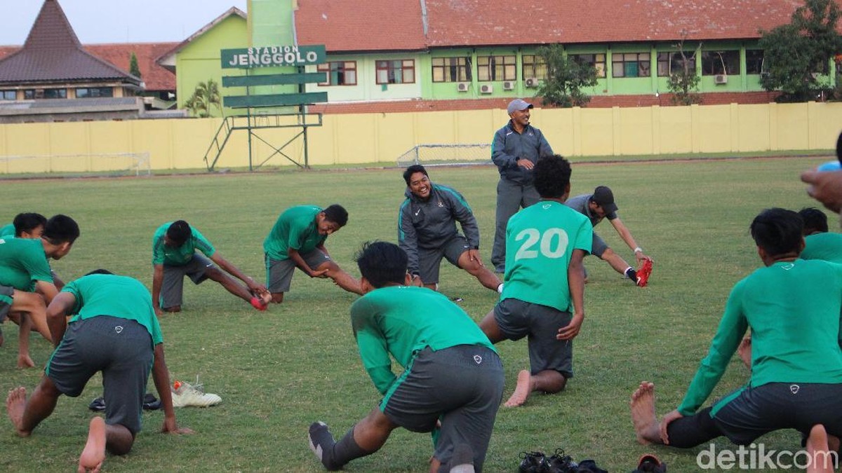 Timnas Indonesia U-16 berlatih menjelang laga melawan Kamboja (Foto: Suparno/detikSport)
