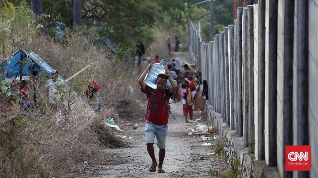 Dahaga Para Korban Gempa Lombok akan Air Bersih