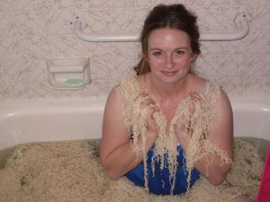 10 Foto Profil di Aplikasi Kencan Ini Bikin Ngakak, Capernya Kebangetan