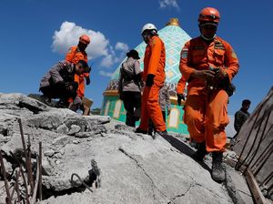 Proses Evakuasi Gempa NTB Terus Dilakukan