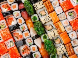 Berapa Banyak Sushi yang Aman Dimakan Setiap Minggu?