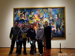 Di Balik Lukisan Arjuna Menyusui Karya Hendra Gunawan