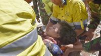 Korban Gempa Lombok Selamat Setelah Tertimbun 2 Hari