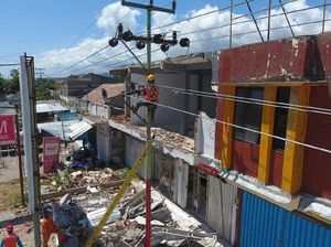Gempa Usai, Jaringan Listrik di Lombok Mulai Diperbaiki