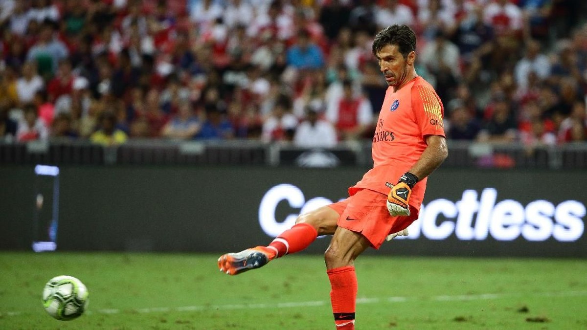 Gianluigi Buffon ditransfer cuma-cuma ke Paris St-Germain musim ini (Suhaimi Abdullah/Getty Images  for ICC)