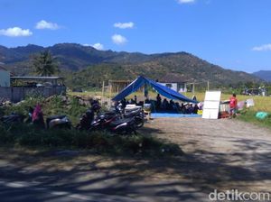 Foto: Menanti Bantuan, Begini Kondisi Korban Gempa di Lombok Utara