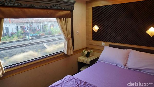 Foto: Kereta Wisata Mewah yang Dinaiki Jokowi, Seperti Apa?